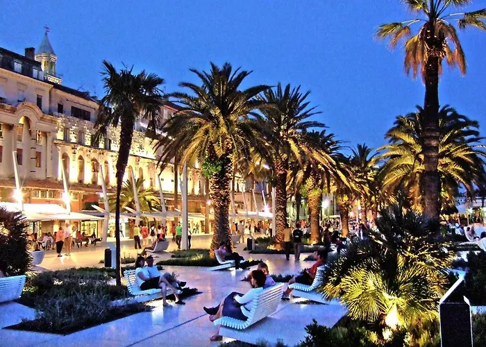 Bianca Beach Apartments